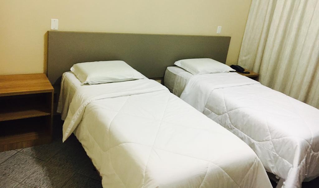 Realminas Hotel E Restaurante Governador Valadares Eksteriør bilde