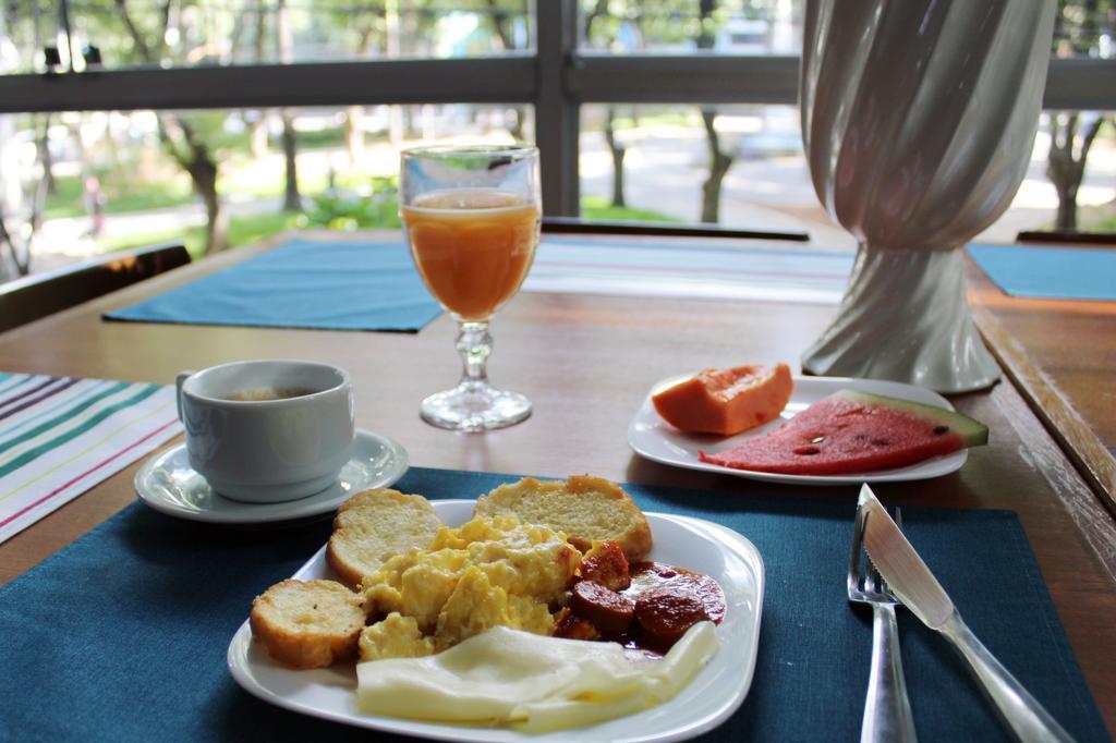 Realminas Hotel E Restaurante Governador Valadares Eksteriør bilde