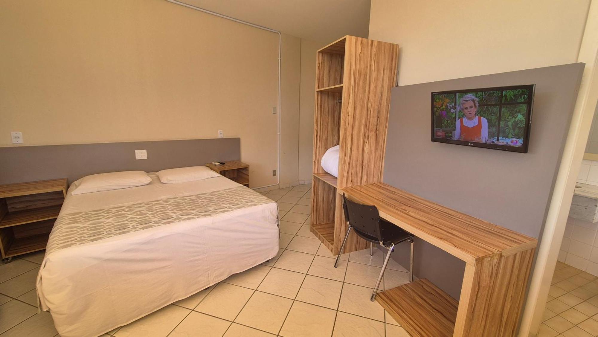 Realminas Hotel E Restaurante Governador Valadares Eksteriør bilde